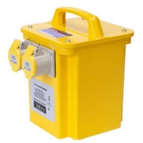 TRANSFORMER 3300VA 2 X 16A     SOCKET