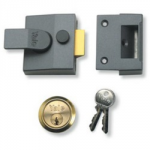 NIGHT LATCH BRASS NO 85 85DMG-PB YALE